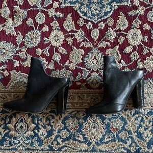 Elegant Black Women's Heeled Mules